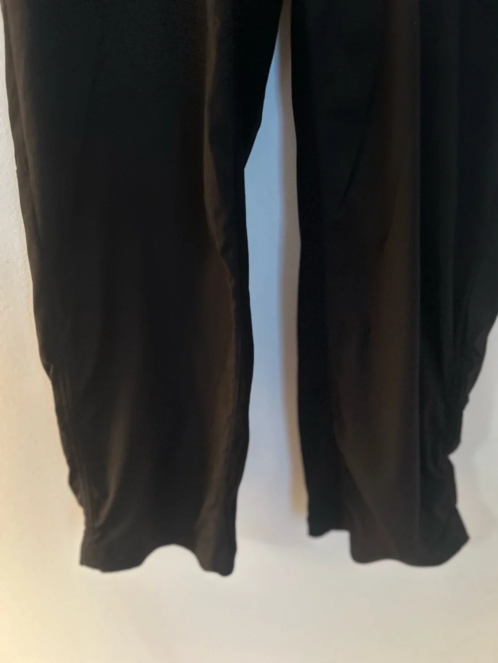 lululemon athletica Black Elastic Waist Joggers Size 8 Adjustable Ankles - Picture 2 of 12